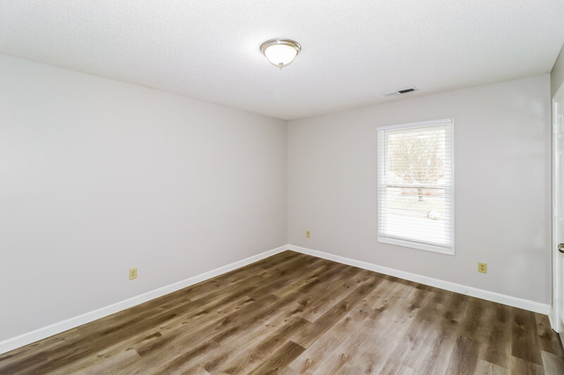 2,700/Mo, 10208 Woodland Hills Dr Cordova, TN 38018 Bedroom View 2