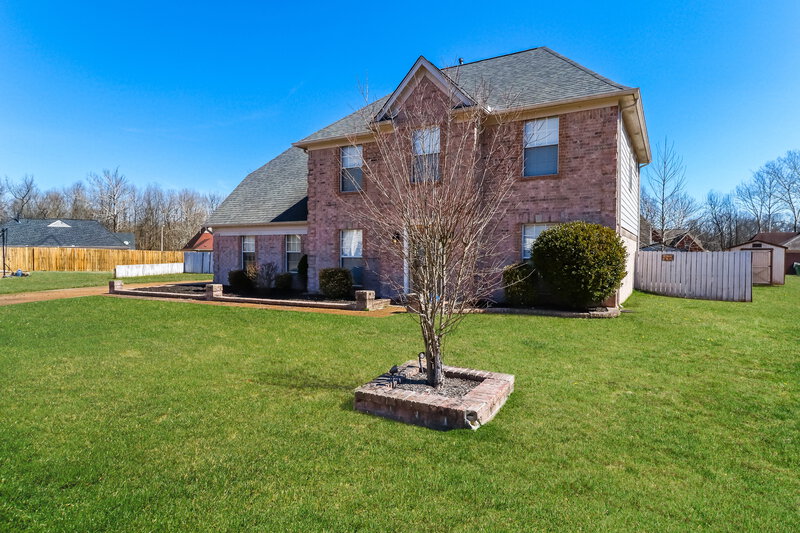 2,175/Mo, 6376 Kelsey Lauren Cove Millington, TN 38053 Front View