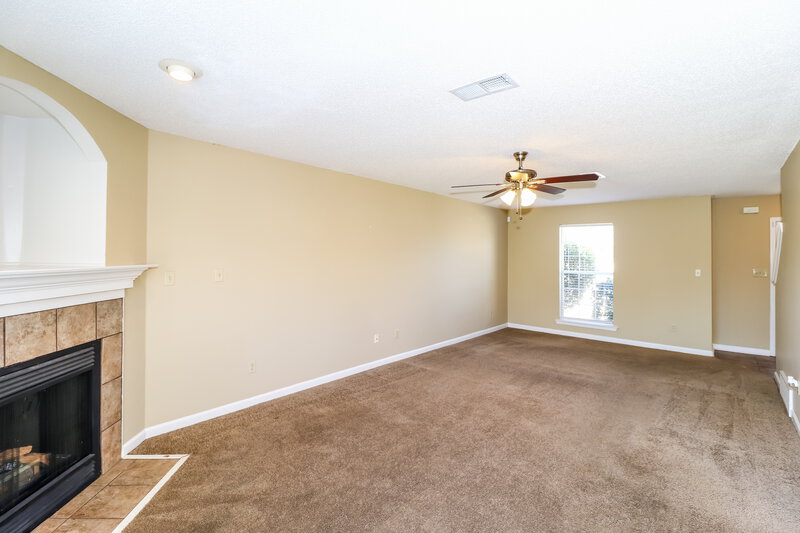 2,175/Mo, 6376 Kelsey Lauren Cove Millington, TN 38053 Living Room View 3