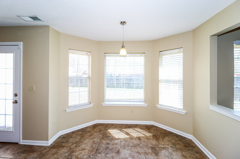 2,175/Mo, 6376 Kelsey Lauren Cove Millington, TN 38053 Breakfast Nook View