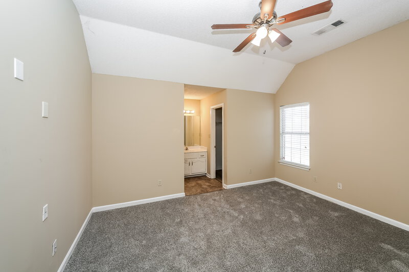 1,570/Mo, 4111 Long Creek Rd Memphis, TN 38125 Main Bedroom View