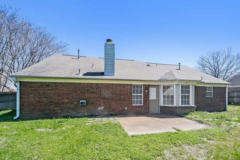 1,570/Mo, 4111 Long Creek Rd Memphis, TN 38125 Rear View
