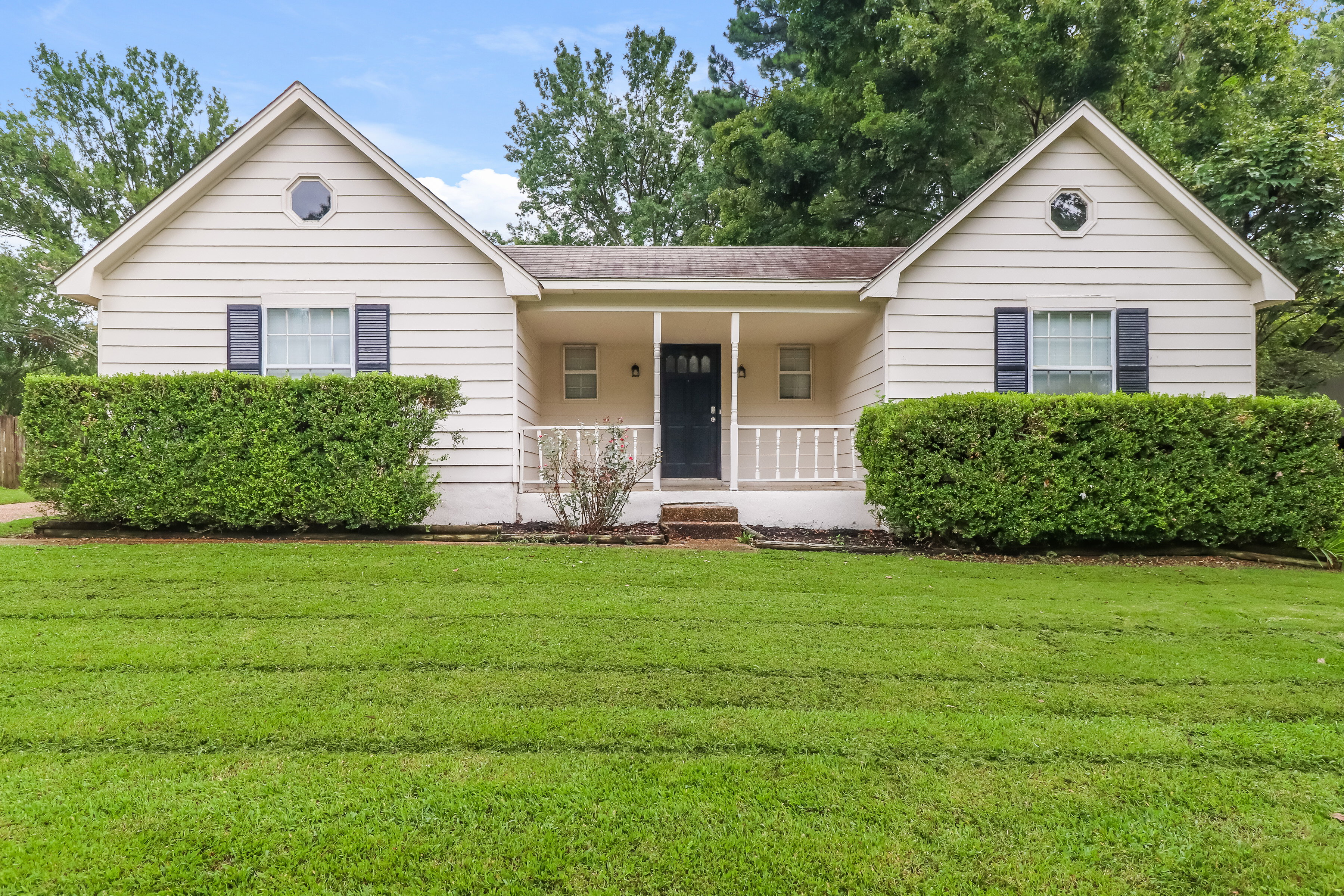 1,740/Mo, 6049 Lawnhill Dr Bartlett, TN 38135 External View
