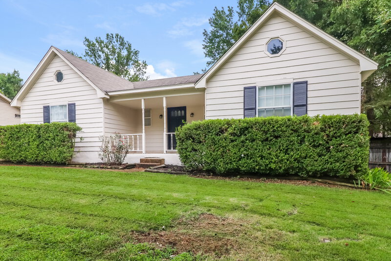 2,590/Mo, 6049 Lawnhill Dr Bartlett, TN 38135 Front View