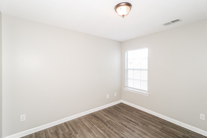 1,735/Mo, 10093 Woodland Hills Dr Cordova, TN 38018 Bedroom View