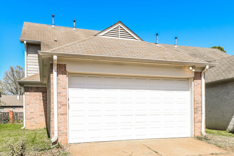 1,735/Mo, 10093 Woodland Hills Dr Cordova, TN 38018 Rear View 2