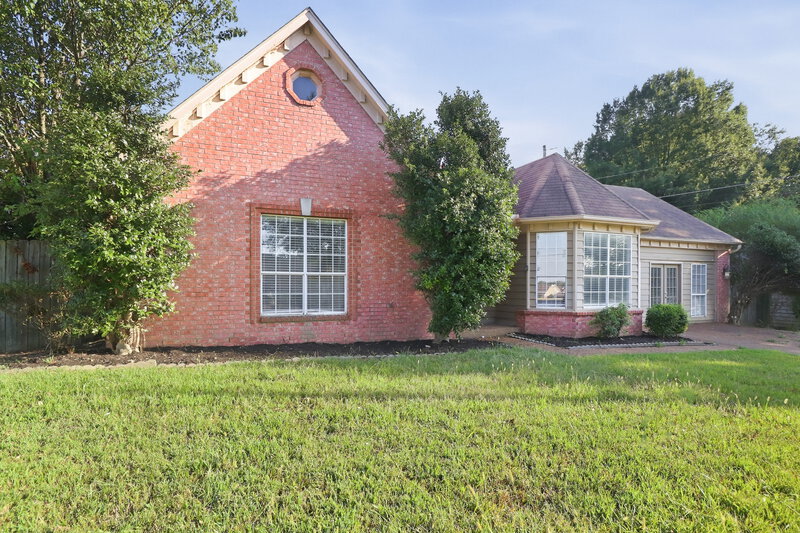 1,945/Mo, 6989 Lagrange Hill Rd Cordova, TN 38018 Front View
