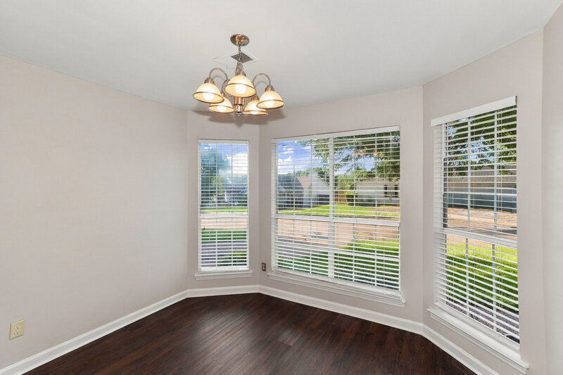 1,945/Mo, 6989 Lagrange Hill Rd Cordova, TN 38018 Breakfast Nook View