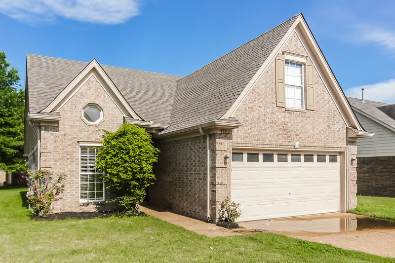 2,065/Mo, 4880 Briona St Memphis, TN 38125 Front View