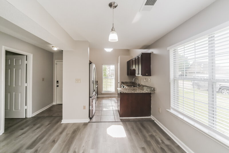 2,065/Mo, 4880 Briona St Memphis, TN 38125 Dining Room View