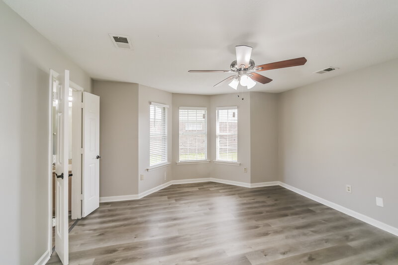 2,065/Mo, 4880 Briona St Memphis, TN 38125 Main Bedroom View