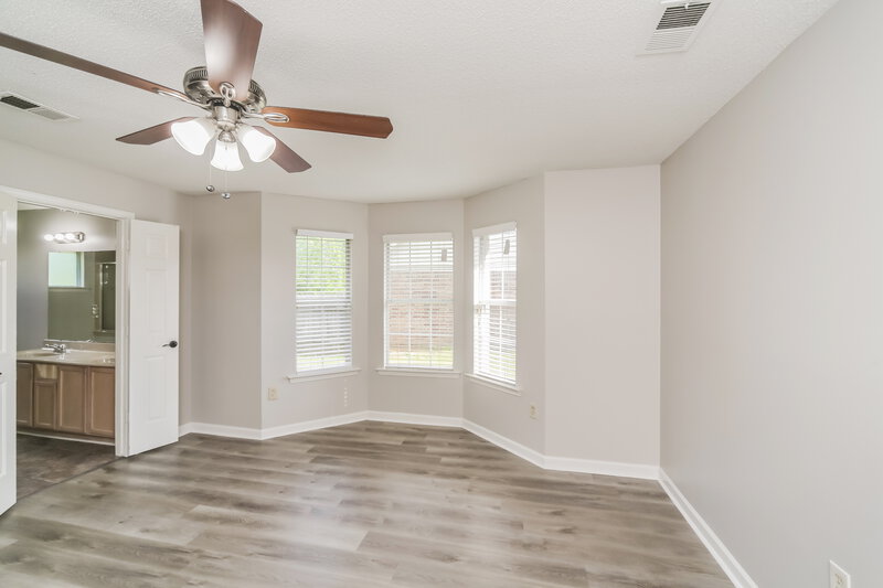 2,065/Mo, 4880 Briona St Memphis, TN 38125 Main Bedroom View 2