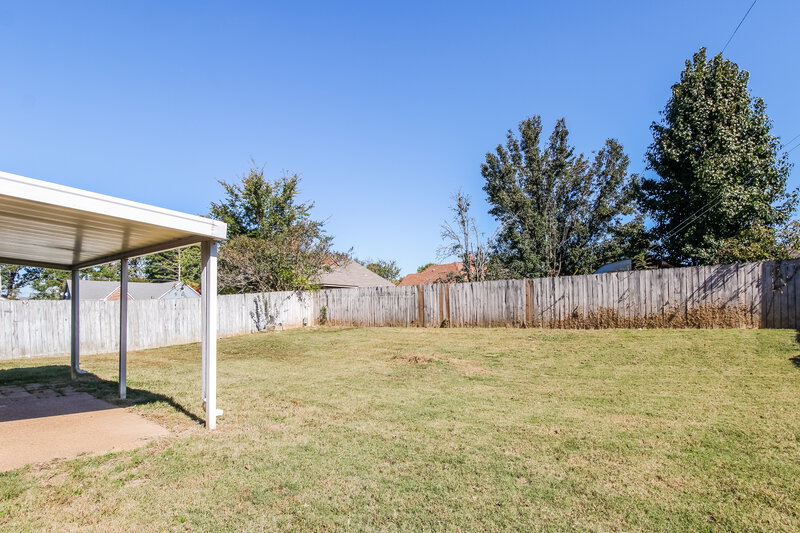 1,590/Mo, 7050 Raleigh Lagrange Rd Cordova, TN 38018 Backyard View