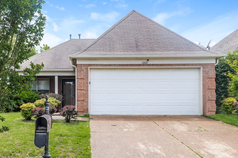 1,700/Mo, 1067 Cross Meadow Rd Cordova, TN 38018 External View