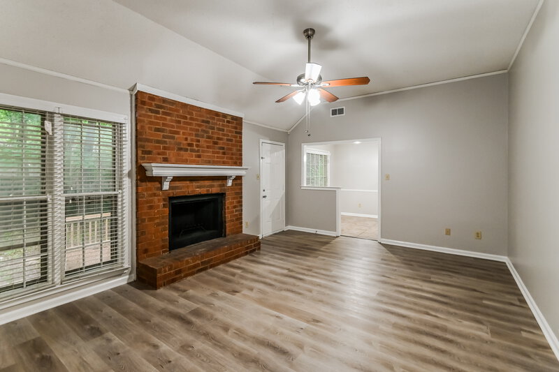 1,560/Mo, 4030 Birch Glen Dr Memphis, TN 38115 Misc View 3