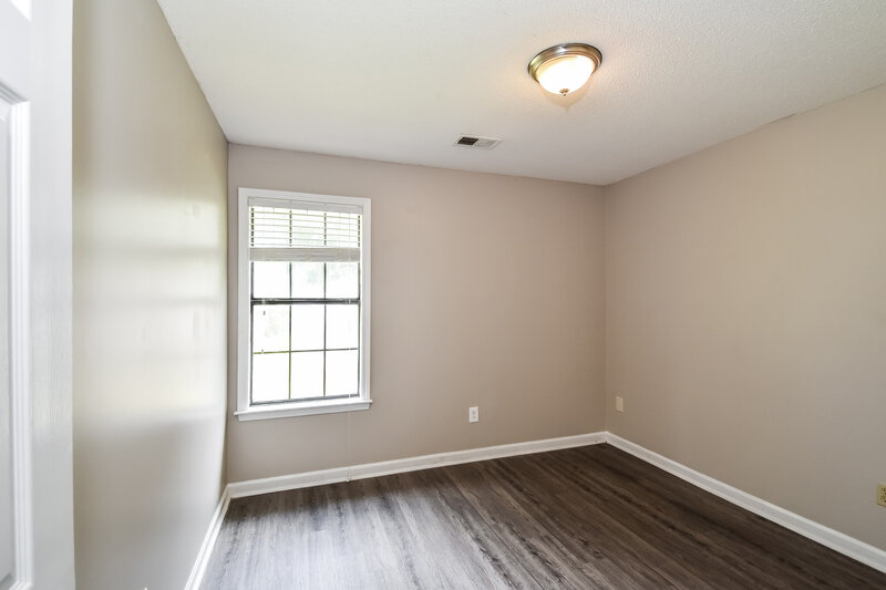 1,680/Mo, 4360 Breeds Hill Dr Memphis, TN 38125 Bedroom View