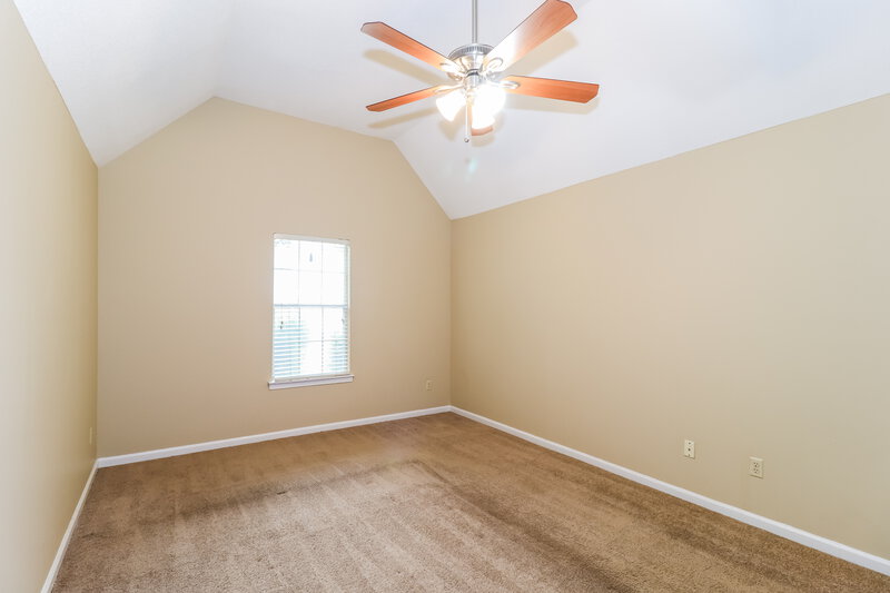 1,675/Mo, 8420 Palm Springs Dr Cordova, TN 38016 Master Bedroom View 2