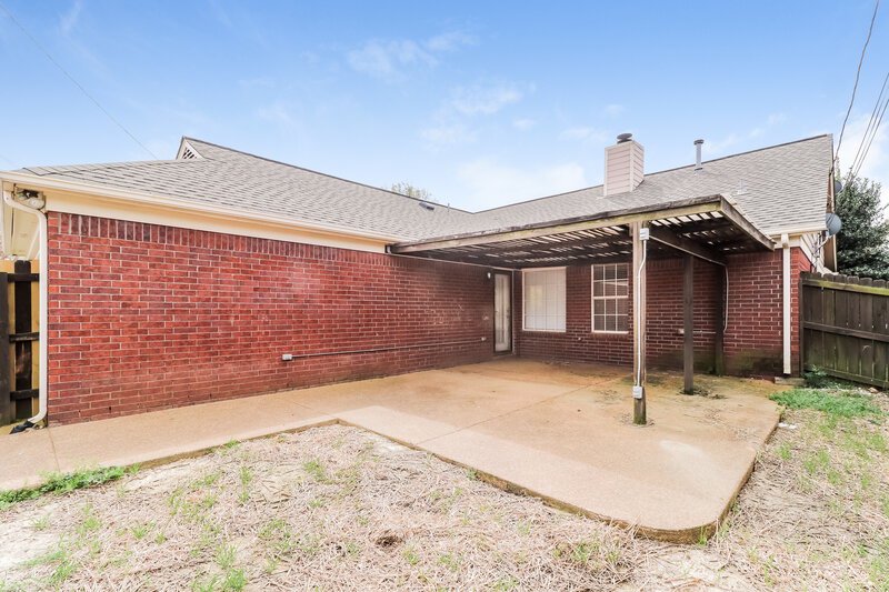 1,675/Mo, 8420 Palm Springs Dr Cordova, TN 38016 Rear View