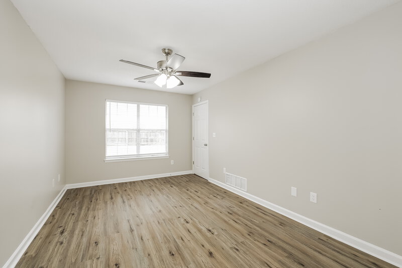 1,585/Mo, 7254 Baptist Church Rd Cordova, TN 38018 Main Bedroom View 2