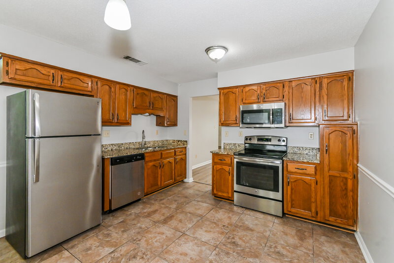 1,675/Mo, 1622 Raybrad Dr Cordova, TN 38016 Kitchen View