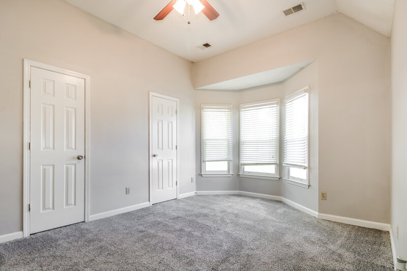 1,565/Mo, 3220 Garrison Park Circle Memphis, TN 38119 Main Bedroom View 2