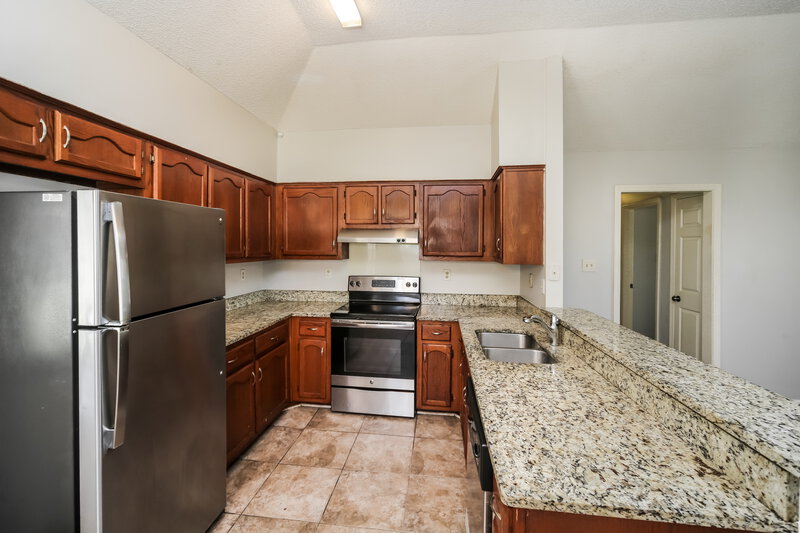 2,340/Mo, 7714 Spring Morning Ct Memphis, TN 38125 Kitchen View
