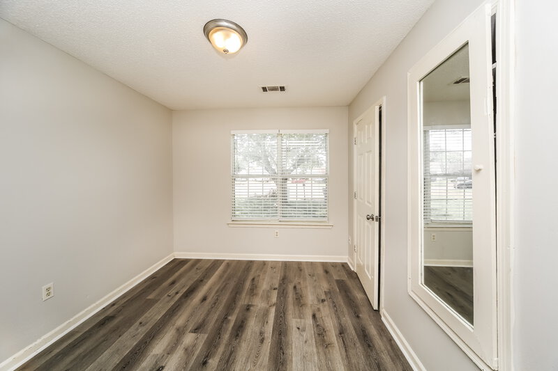 2,340/Mo, 7714 Spring Morning Ct Memphis, TN 38125 Bedroom View 2