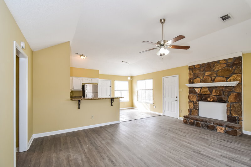 1,590/Mo, 6018 Chadwell Rd Millington, TN 38053 Living Room View