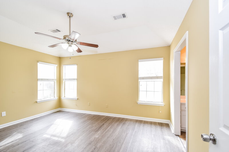 1,590/Mo, 6018 Chadwell Rd Millington, TN 38053 Main Bedroom View
