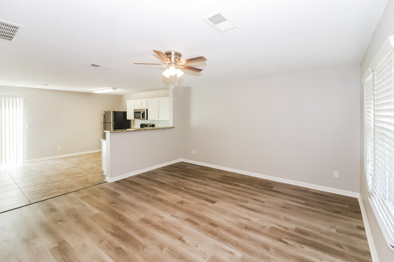 1,615/Mo, 10087 Branley Oak Dr Cordova, TN 38016 Living Room View