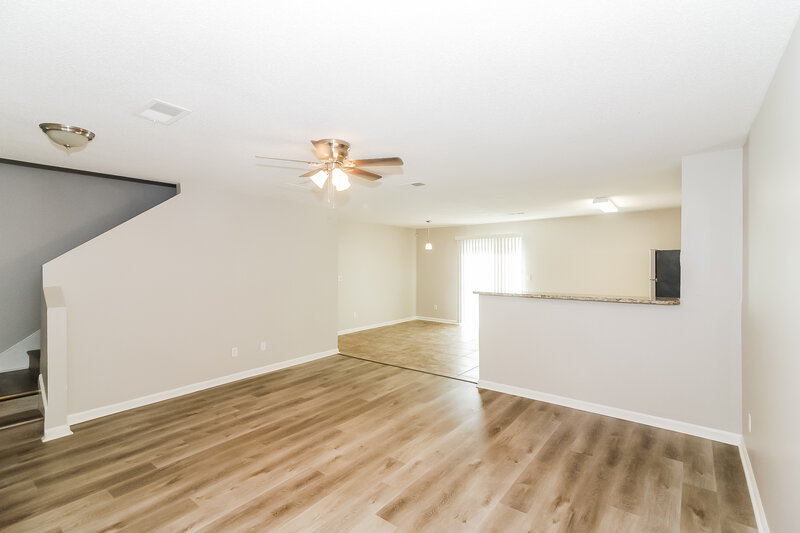 1,615/Mo, 10087 Branley Oak Dr Cordova, TN 38016 Living Room View 2