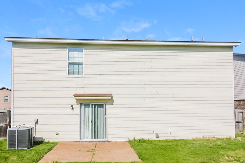 1,615/Mo, 10087 Branley Oak Dr Cordova, TN 38016 Rear View