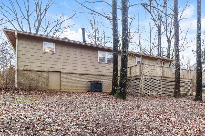 1,900/Mo, 9091 S Wilderwood Ln Cordova, TN 38016 Rear View 2