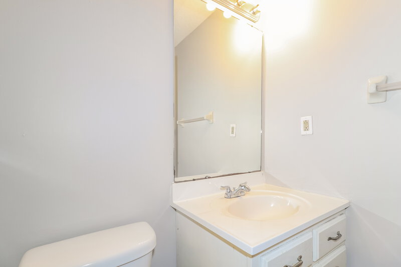 1,665/Mo, 2649 Sage Meadow Dr Memphis, TN 38133 Bathroom View