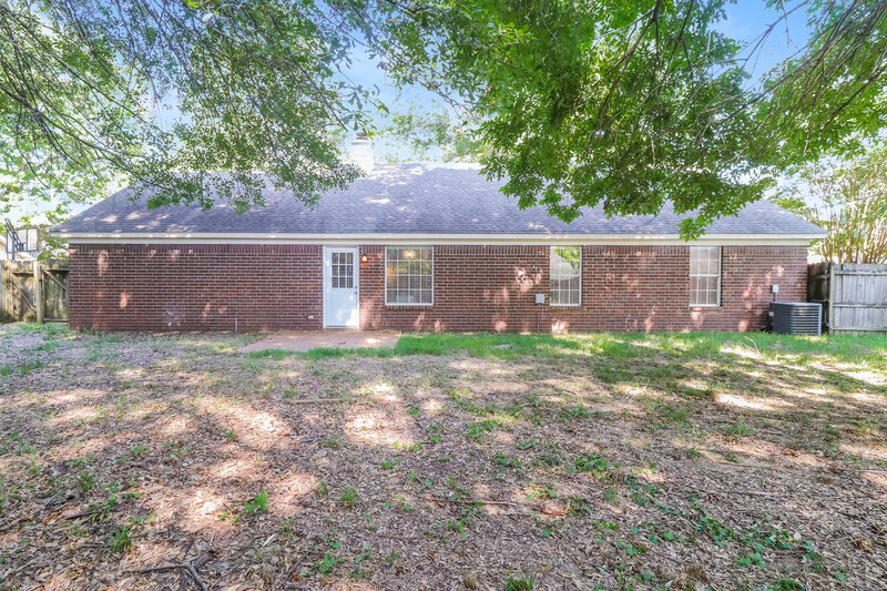 1,665/Mo, 2649 Sage Meadow Dr Memphis, TN 38133 Rear View