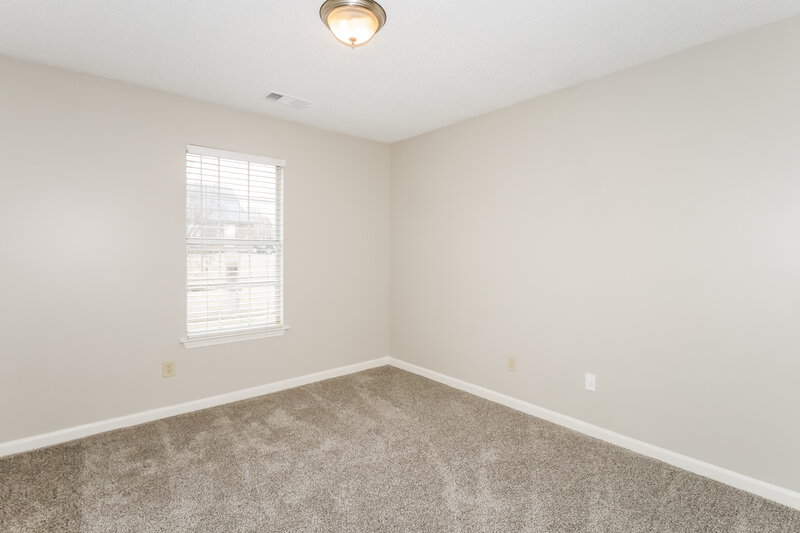 1,575/Mo, 4586 Kings Grant Dr Memphis, TN 38125 Bedroom View 2