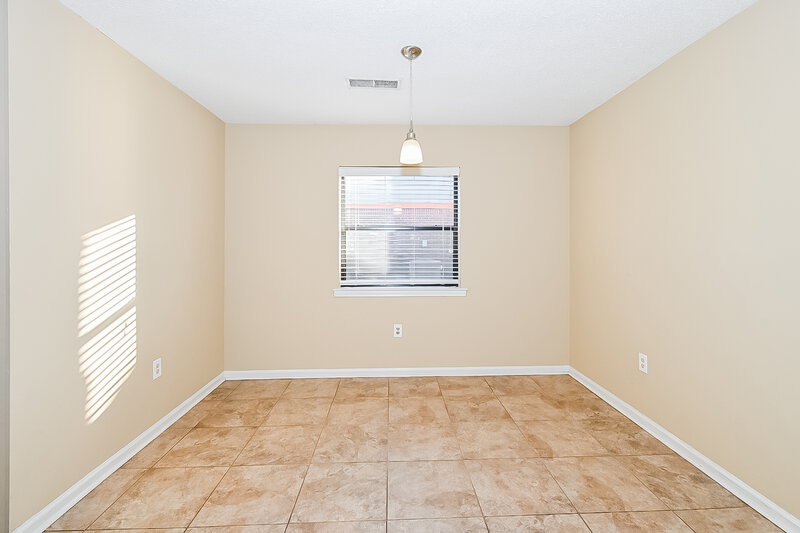 1,455/Mo, 6622 Red Birch Dr Memphis, TN 38115 Dining Room View