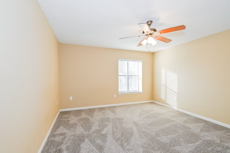 1,455/Mo, 6622 Red Birch Dr Memphis, TN 38115 Main Bedroom View