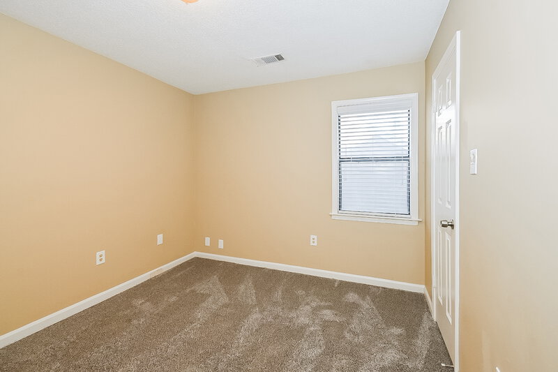 1,455/Mo, 6622 Red Birch Dr Memphis, TN 38115 Bedroom View 2