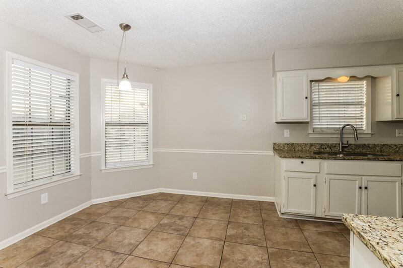 1,590/Mo, 6589 Silver Oak Cove Memphis, TN 38141 Breakfast Nook View 2