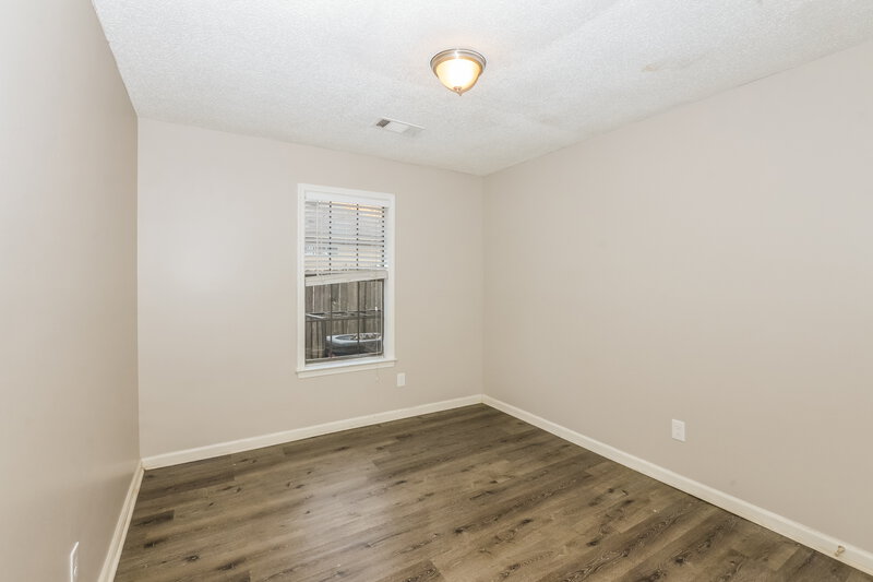 1,590/Mo, 6589 Silver Oak Cove Memphis, TN 38141 Bedroom View 2