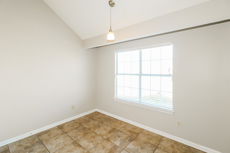 1,545/Mo, 4544 Cottage Hill Cove Millington, TN 38053 Dining Room View