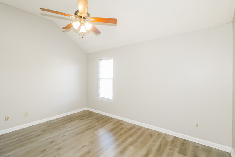 1,545/Mo, 4544 Cottage Hill Cove Millington, TN 38053 Main Bedroom View 2