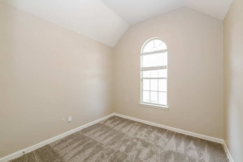 1,605/Mo, 6883 Lagrange Circle N Cordova, TN 38018 Bedroom View