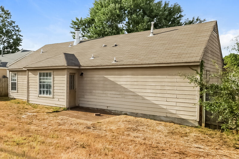1,605/Mo, 6883 Lagrange Circle N Cordova, TN 38018 Rear View 2