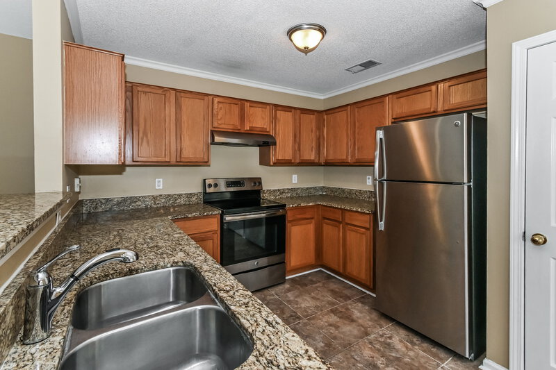 1,715/Mo, 7079 Ireland Dr Cordova, TN 38018 Kitchen View