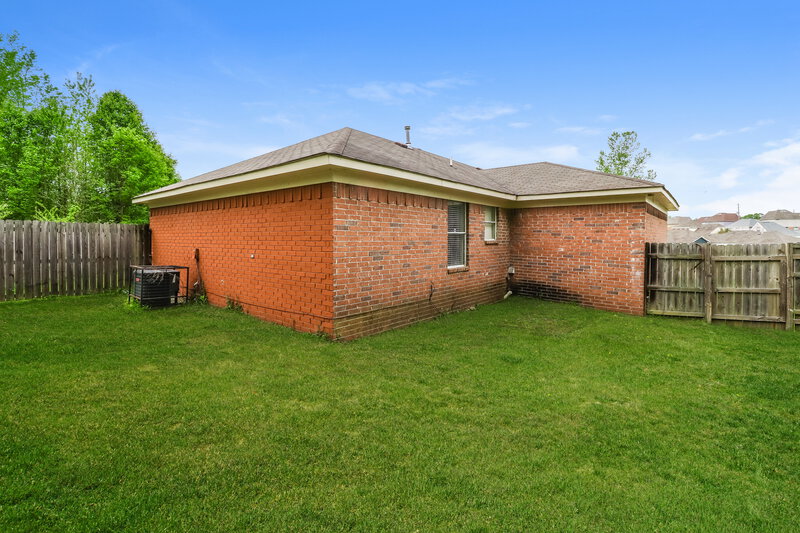 1,490/Mo, 4430 Cedar Bark Cove S Memphis, TN 38128 Rear View 2
