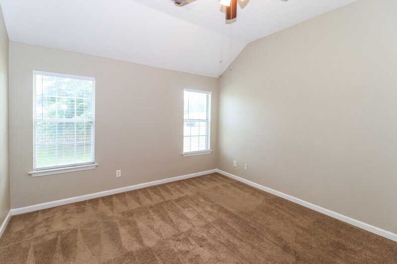 1,560/Mo, 4593 Sun Ridge Dr Memphis, TN 38128 Main Bedroom View 2