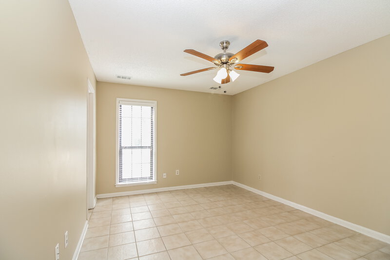 1,990/Mo, 2185 Longlane Dr Memphis, TN 38133 Main Bedroom View