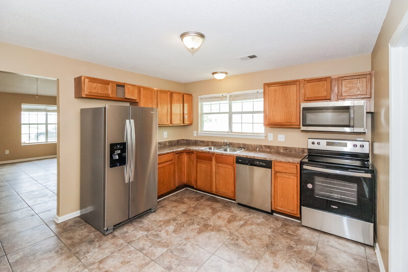 1,395/Mo, 4567 Longtree Ave Memphis, TN 38128 Kitchen View